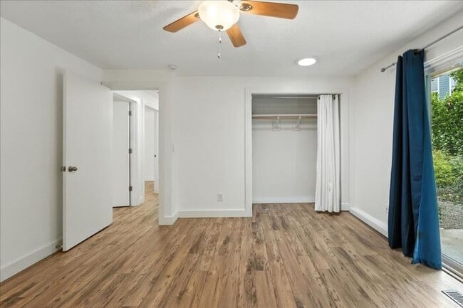 Building Photo - Charming Single-Level 3-Bedroom Home for R...