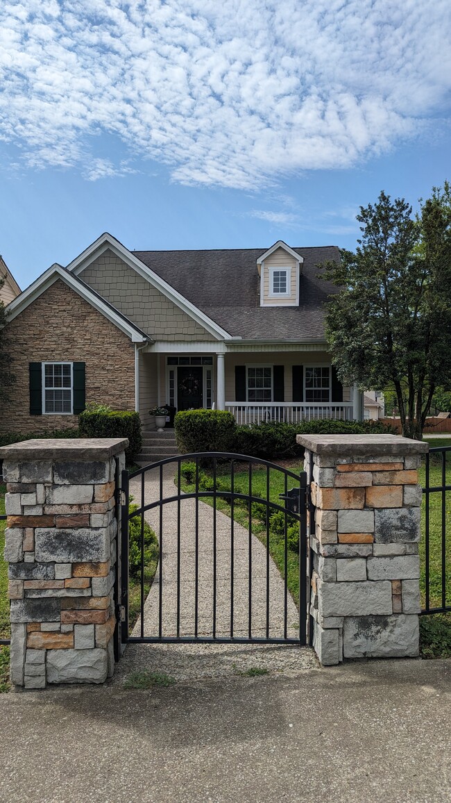 Primary Photo - 1301 Liberty Pike