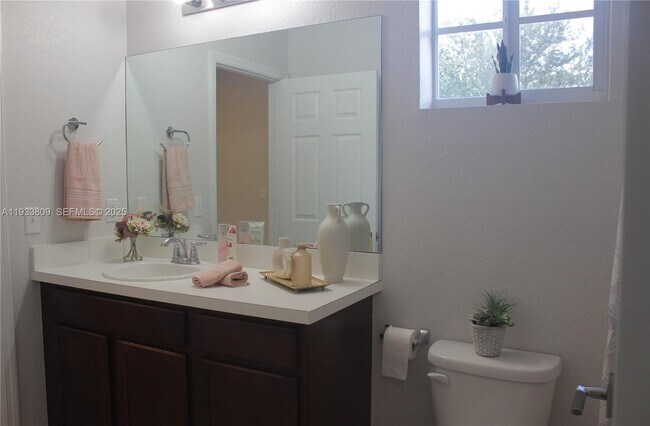 Building Photo - 3558 NW 29th Ct