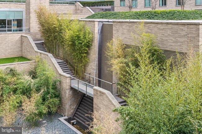 Building Photo - 1111 23rd St NW