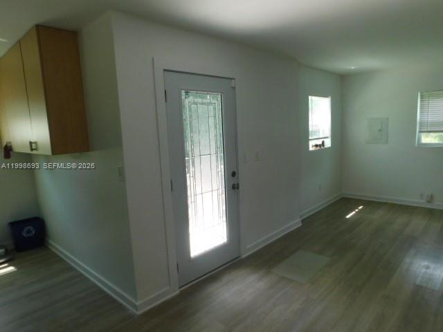 Building Photo - 551 Avenida Del Sur