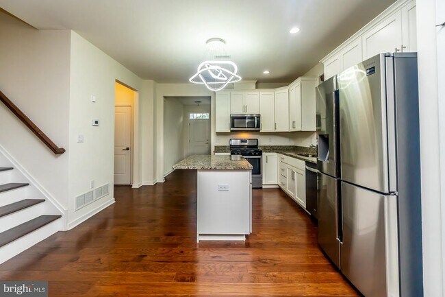Building Photo - 401 Wynstone Ct