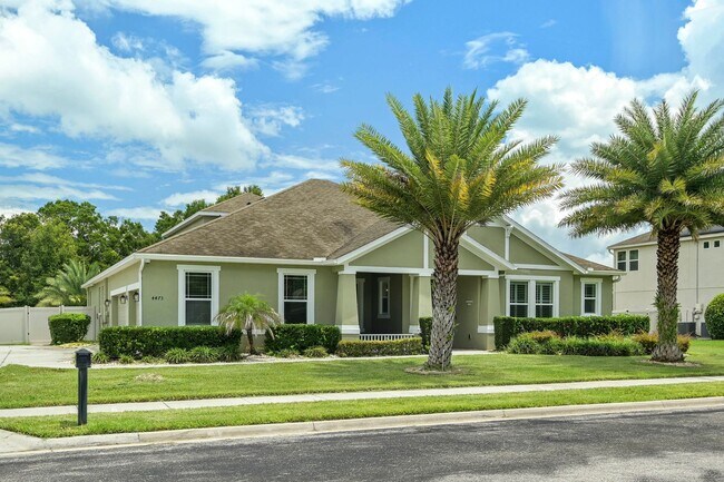 Building Photo - Expansive 4 bedroom, 3 bath remodeled home in gated community