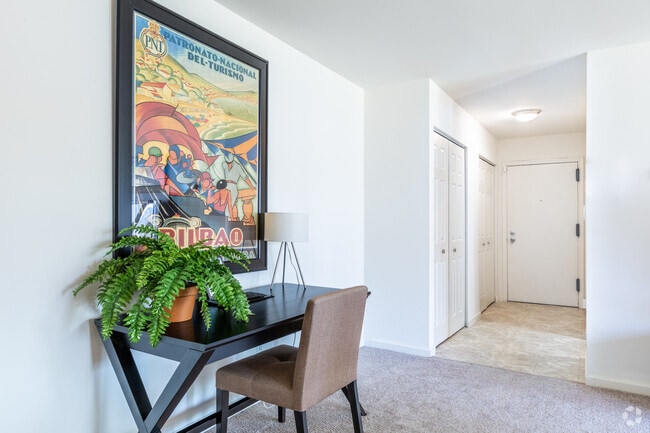 Interior Photo - Annapolis Roads Apartments