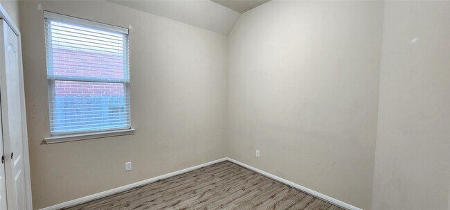 Building Photo - 24502 Carlton Springs Ln