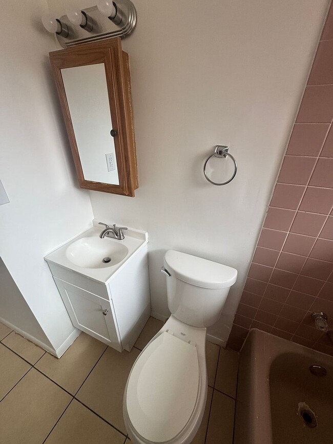 Building Photo - 4463 N Campbell Ave