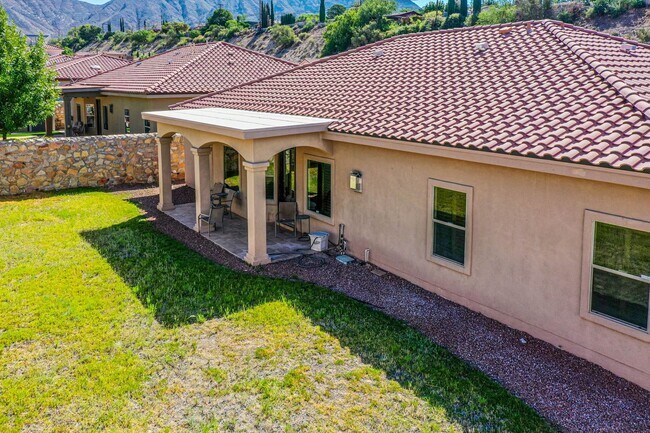 Building Photo - 6459 Snowheights Ct