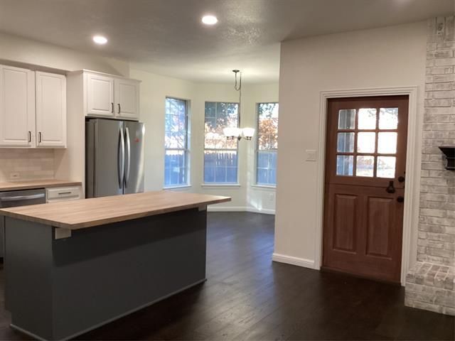 Building Photo - 8113 Union Lake Dr