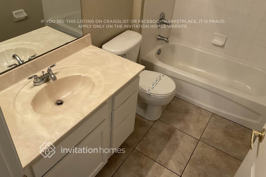 Building Photo - 2427 Woodstork Ct