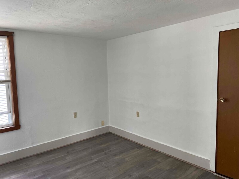 Building Photo - 69 Gage St