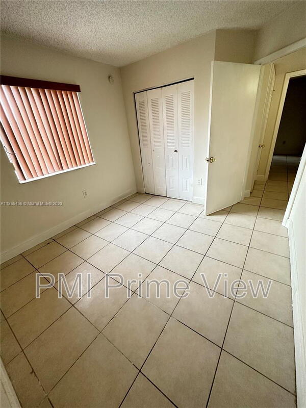 Building Photo - 15231 SW 80th St