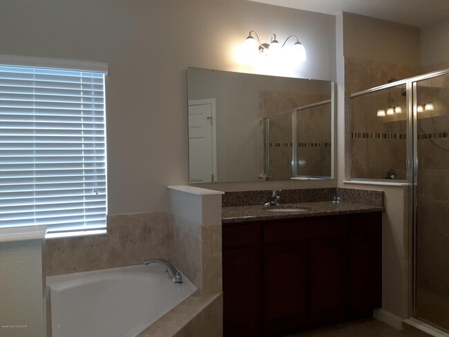 Building Photo - 4165 Harvest Cir