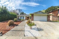 Building Photo - 2901 Doidge Ave