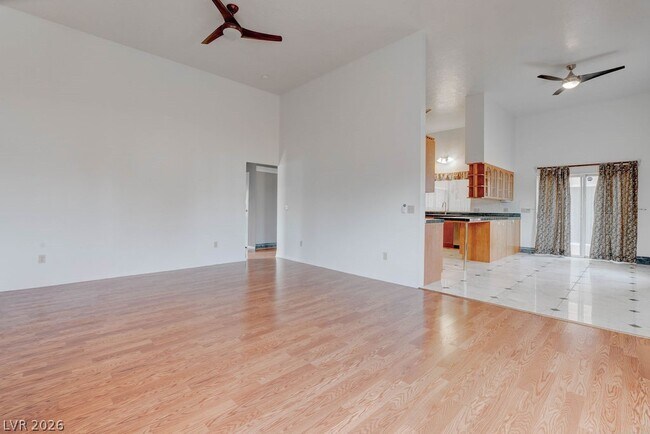 Building Photo - 4880 Dorrell Ln