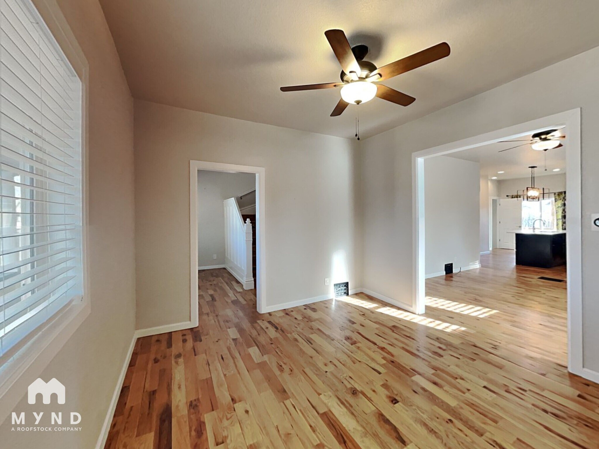 Building Photo - 2426 S Acoma St