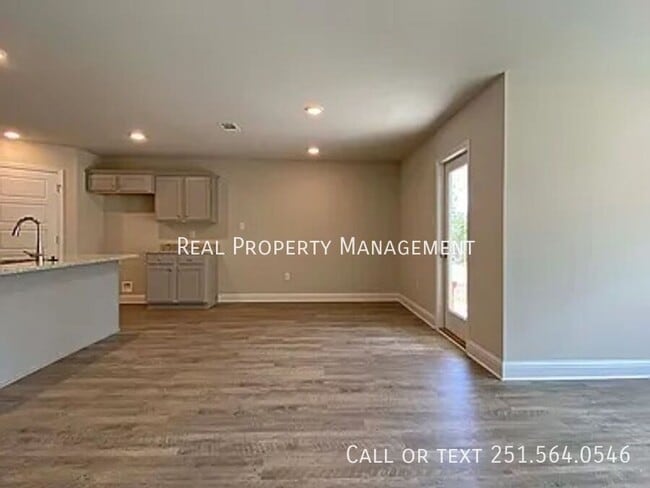 Building Photo - 2552 Thornbury Lp
