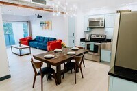 Building Photo - 349 E Thomas Rd