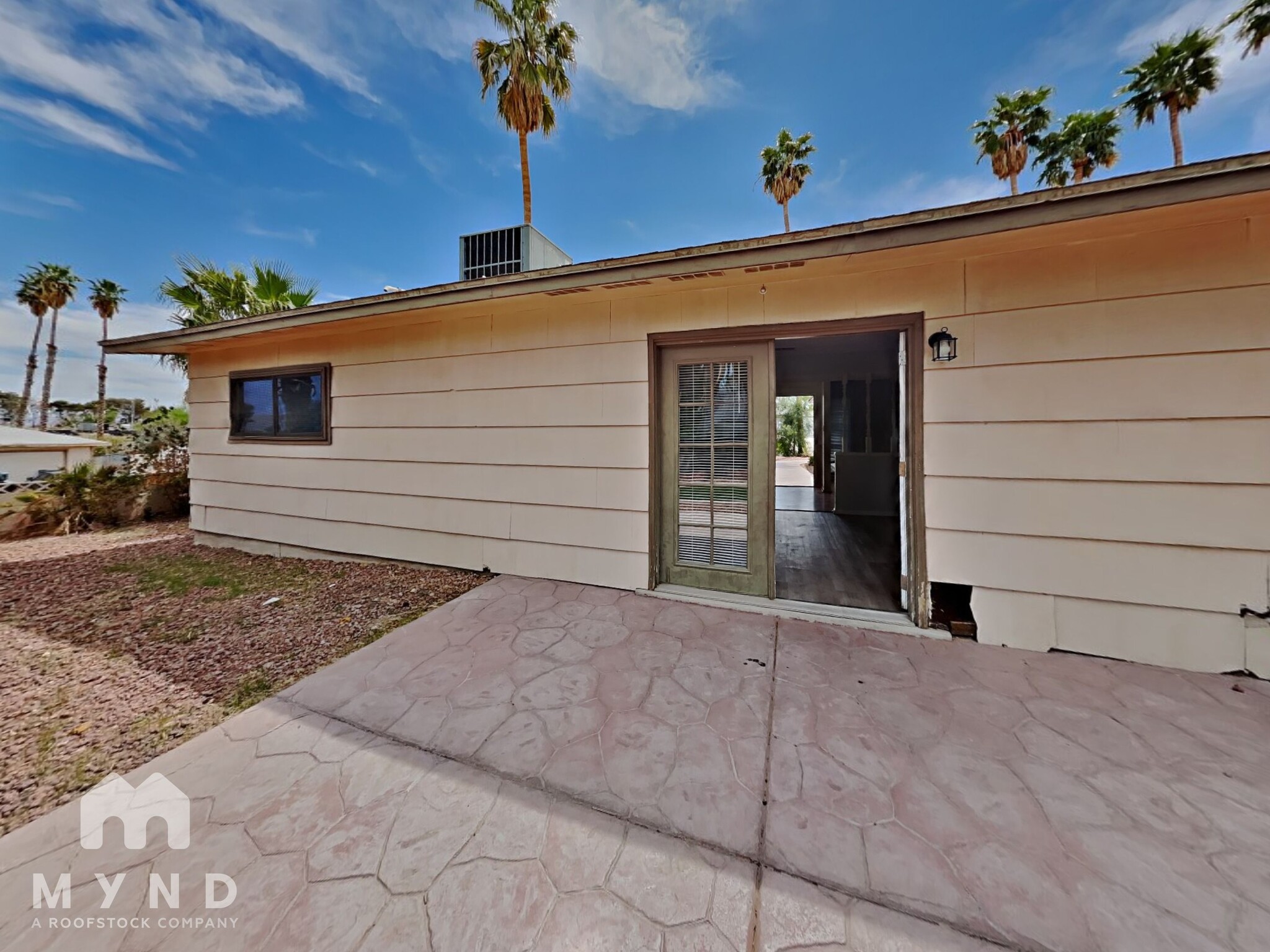 Building Photo - 4004 Chinchilla Ave