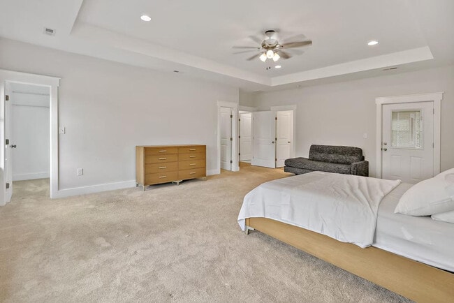 Building Photo - 2901 Random Rd