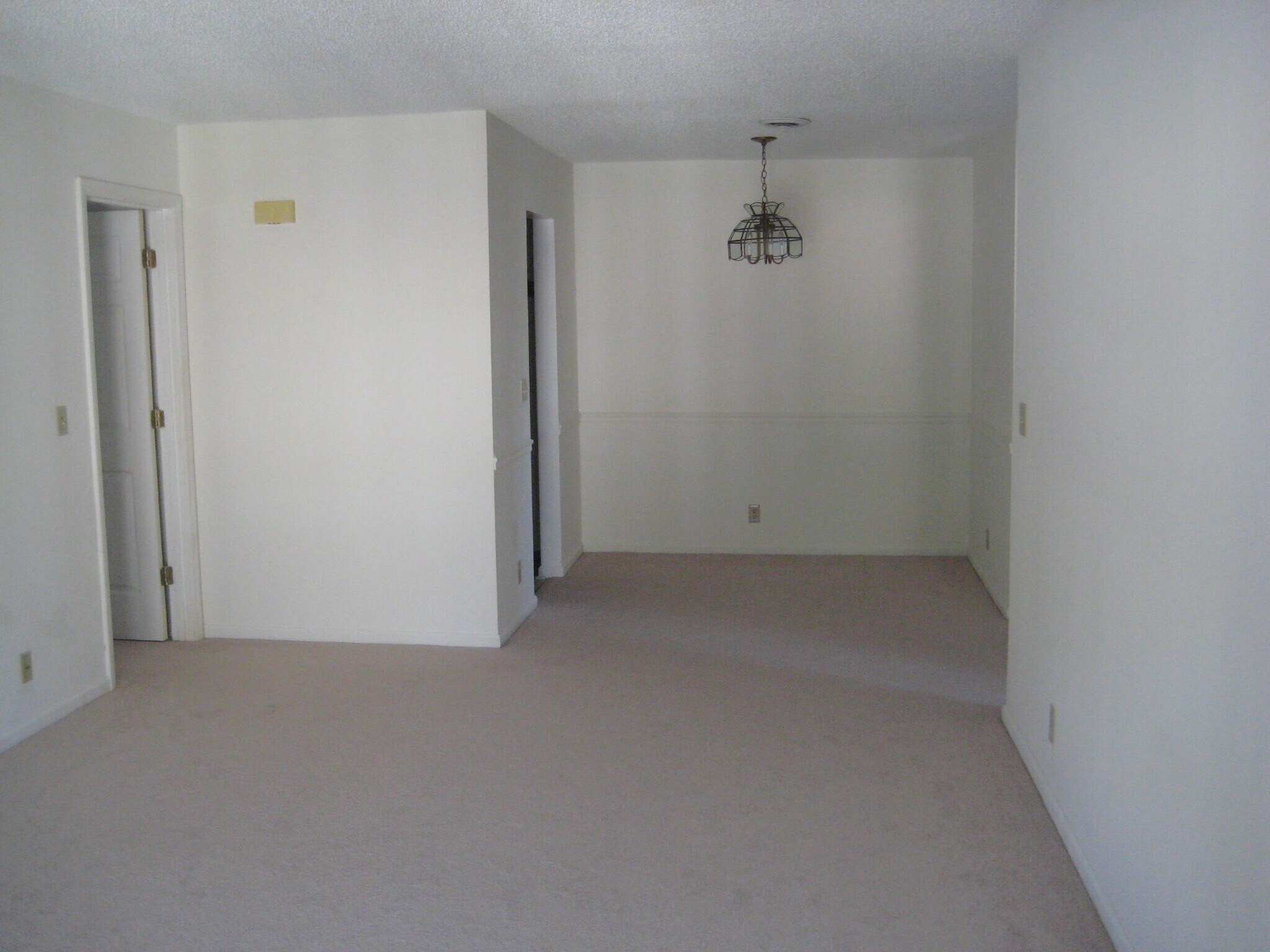 Building Photo - 110 Heywood Rd