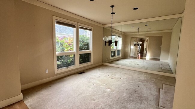 Building Photo - Spacious Devonshire Gem – 3 Bed, 2.5 Bath ...