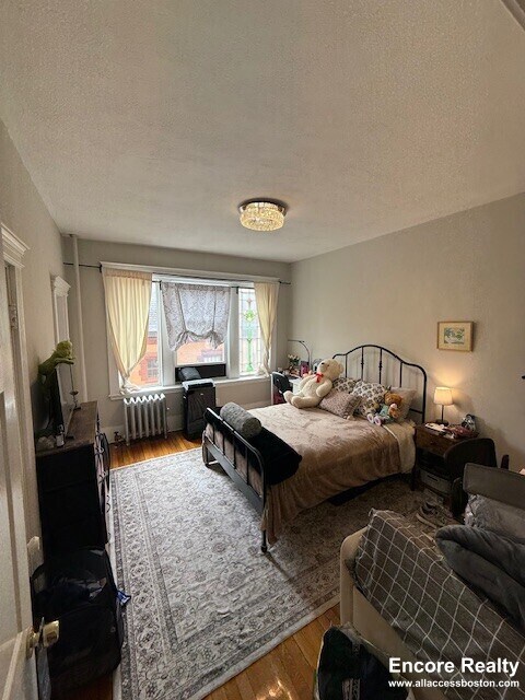 Building Photo - 38 Hemenway St