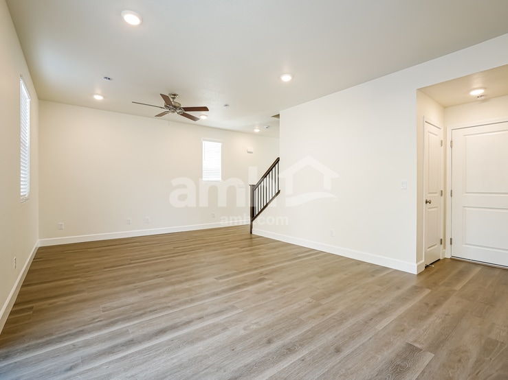 Building Photo - 6491 Enlightenment Dr