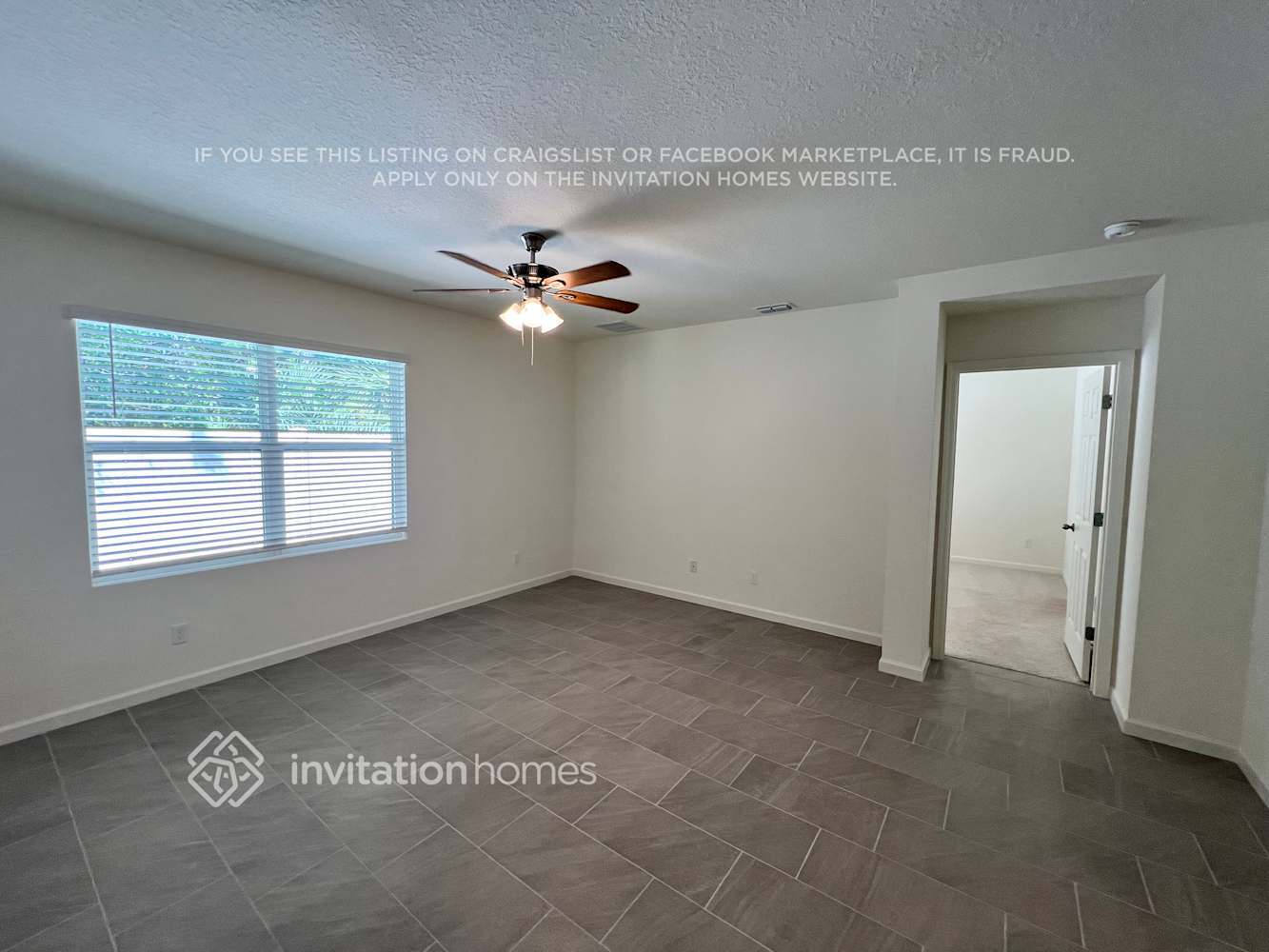 Building Photo - 9671 Seaspray Dr