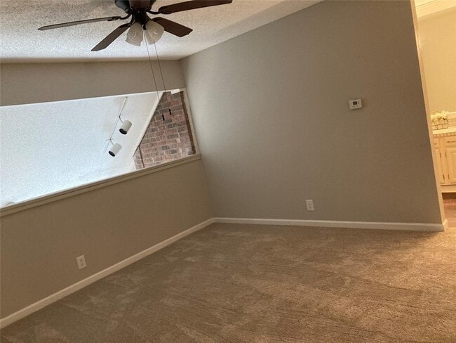 Building Photo - 18240 Midway Rd