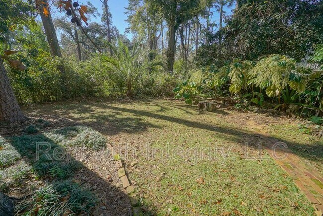 Building Photo - 1804 Skyland Dr