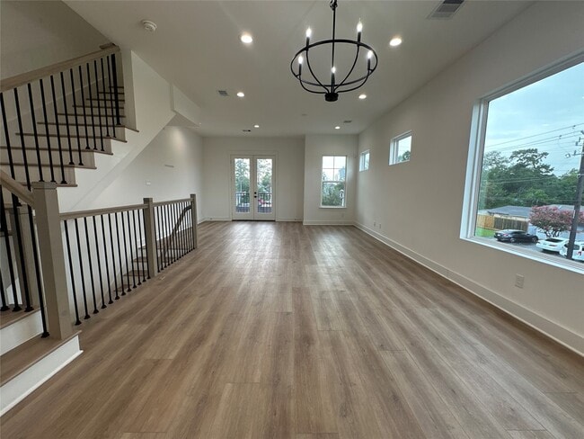 Building Photo - 2828 Versailles Oak Ln