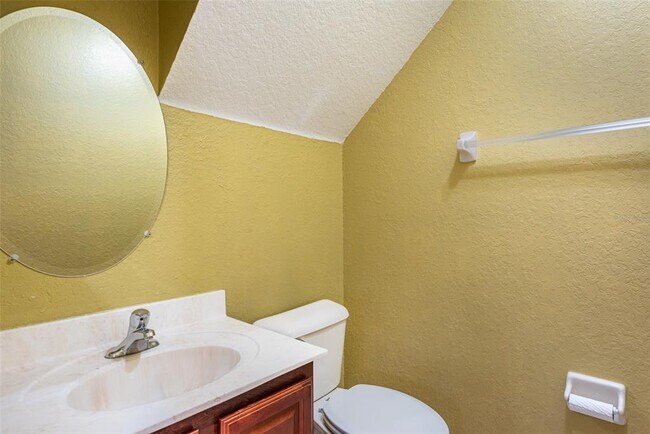 Building Photo - 1427 Summergate Dr