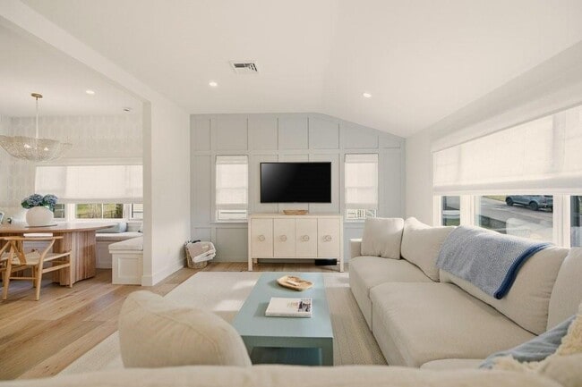 Building Photo - 8 Kerins Terrace