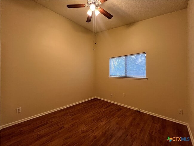 Building Photo - 1524 Shannon Cir