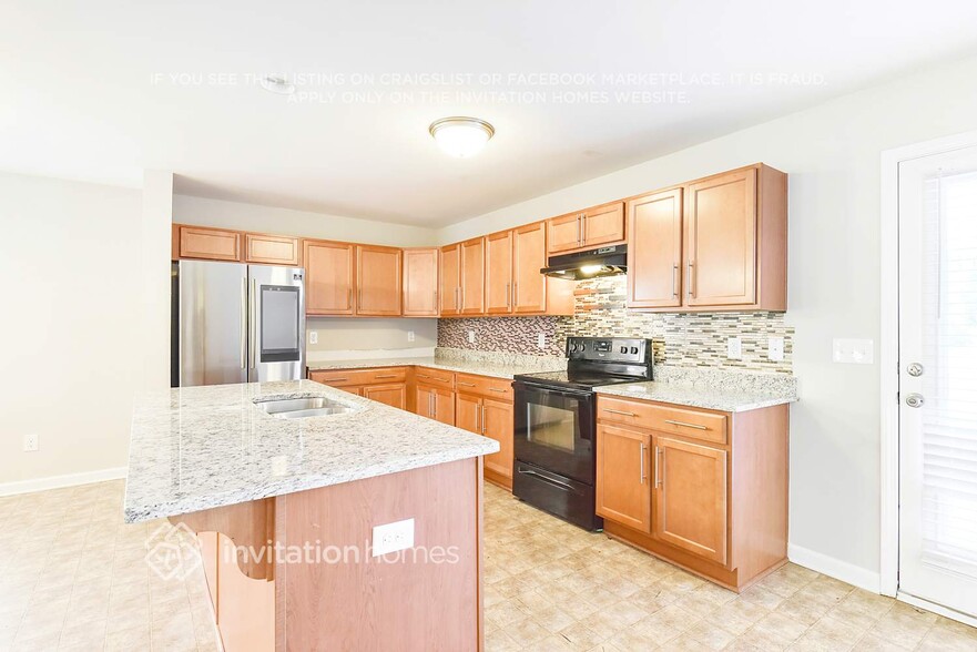 Building Photo - 746 Mountain Quail Dr