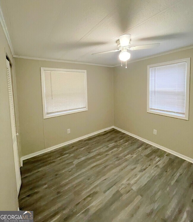 Building Photo - 60 Gees Ln