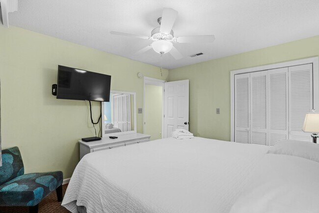 Building Photo - 203 Double Eagle Dr