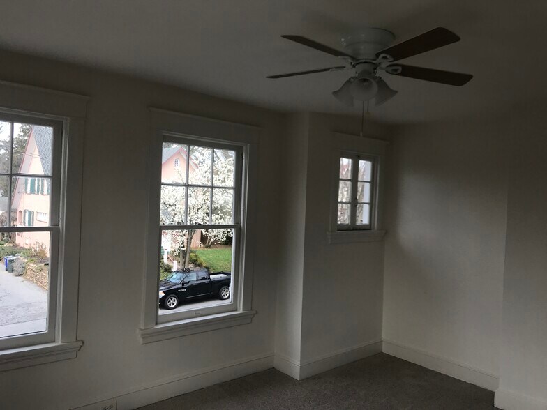 Bedroom 2 - 404 Elm St