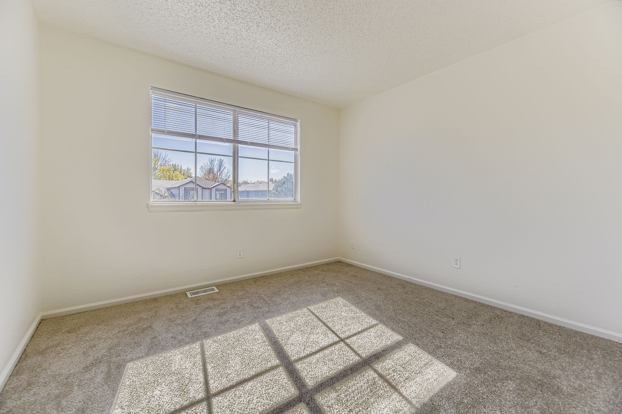 Building Photo - 3781 Morning Glory Dr