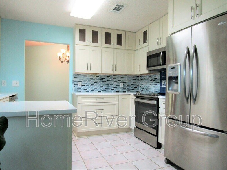 Building Photo - 4737 Kitty Hawk Cir