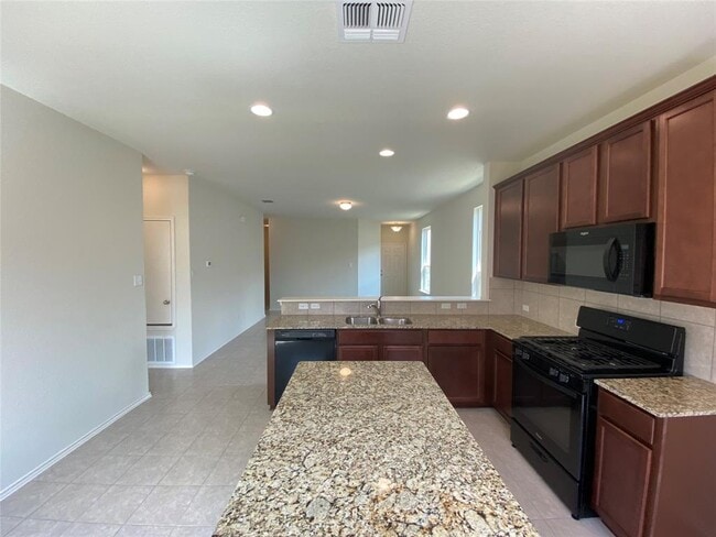 Building Photo - 204 Nettletree Dr