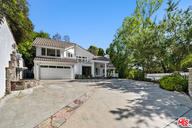Building Photo - 16221 Elisa Pl