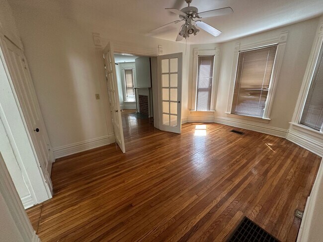 Building Photo - North Campus OSU Single Family Home with 2...