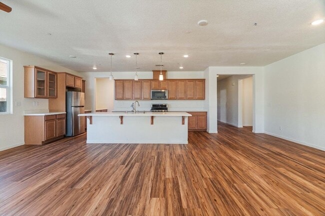 Building Photo - 3760 Orbison Ln