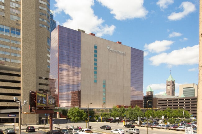 Building Photo - 521 S 7th St