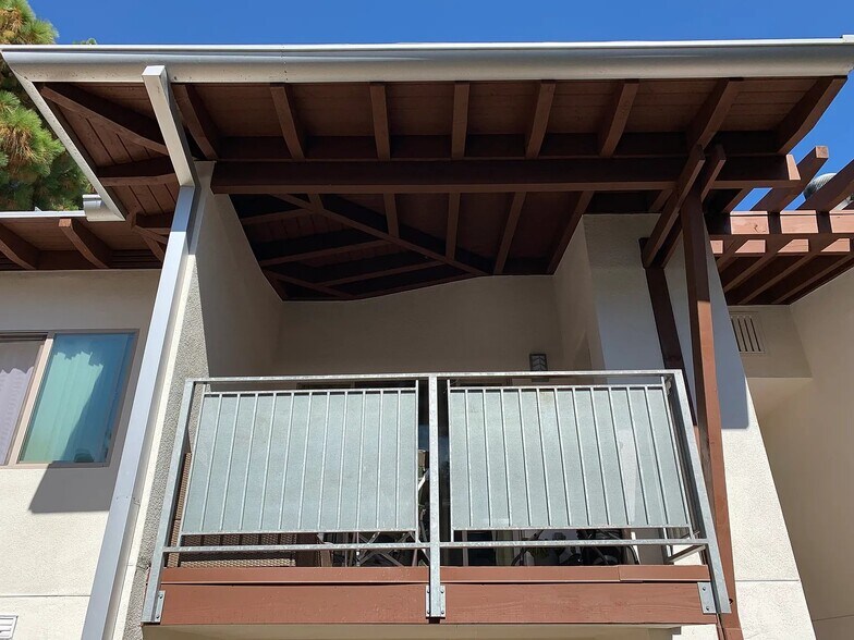Building Photo - 1740 S El Camino Real