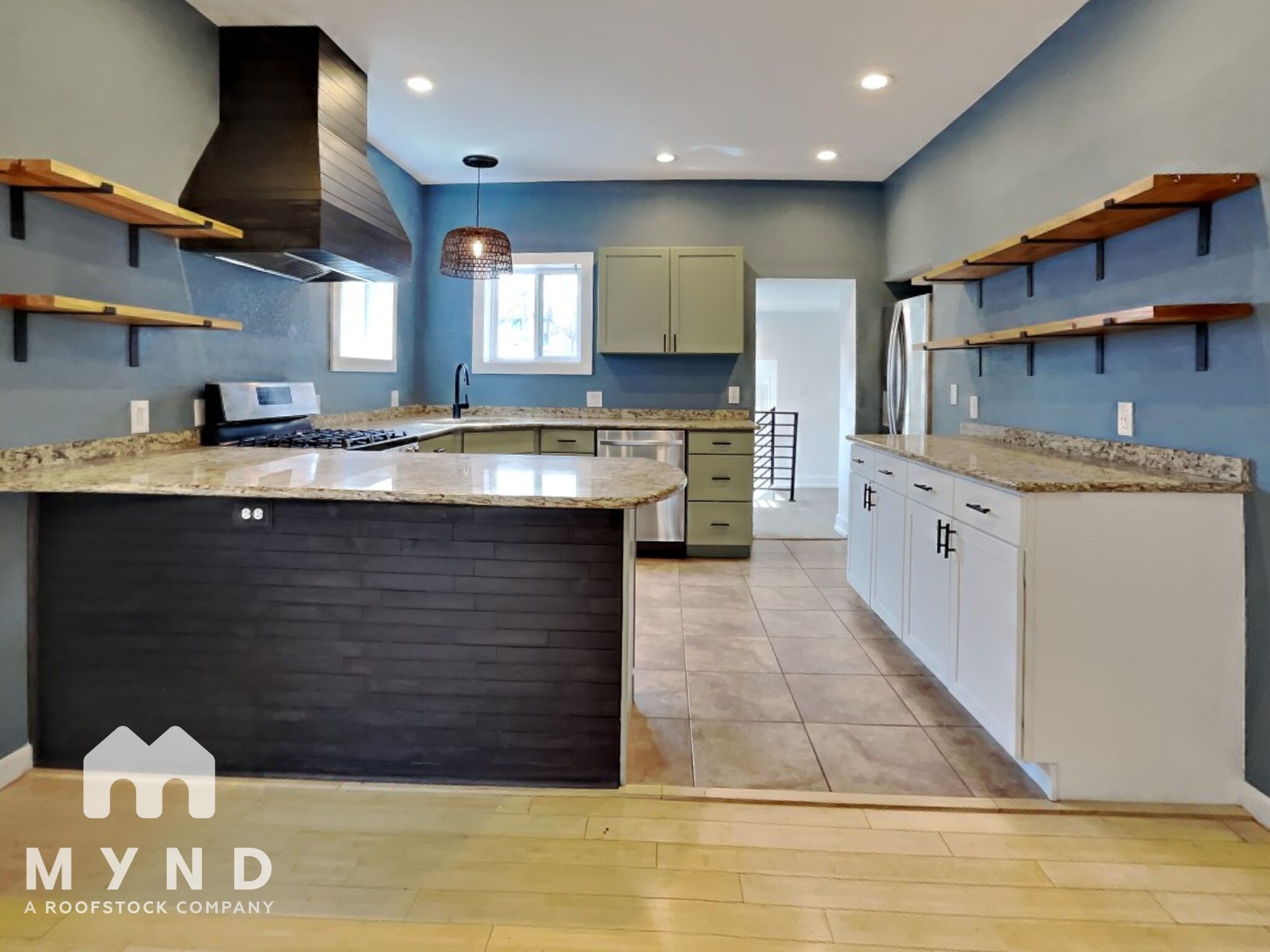 Building Photo - 3817 Clay St