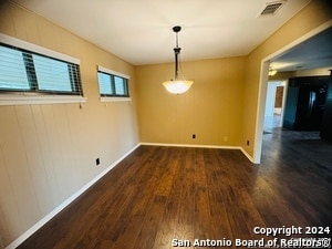 Building Photo - 440 Cedar Springs Dr