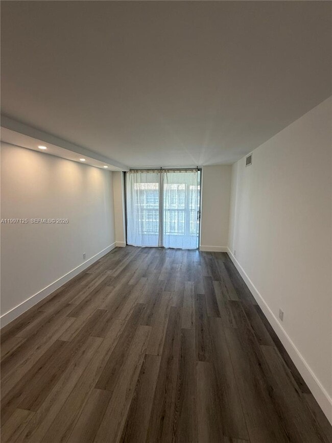 Building Photo - 851 Three Islands Boulevard