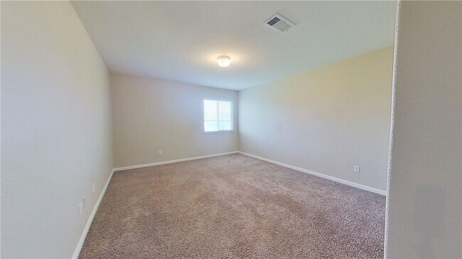Building Photo - 108 Lavaca Loop